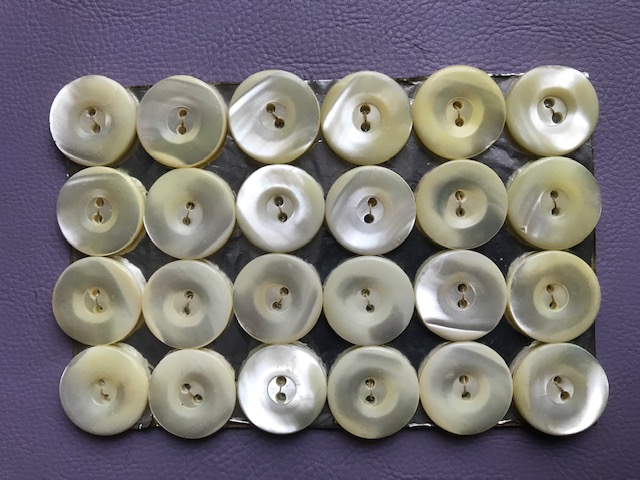 Card of 24 Mother of Pearl Ivory 24mm 2H Buttons - Click Image to Close