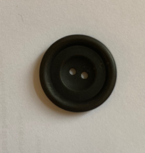 Real Horn Button 23L/14.8mm 2 Hole Col BLACK