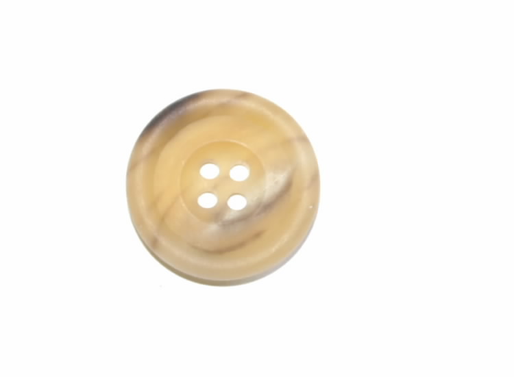 4 Hole Horn Button 30L/19mm Col 7 MID FAWN - Click Image to Close