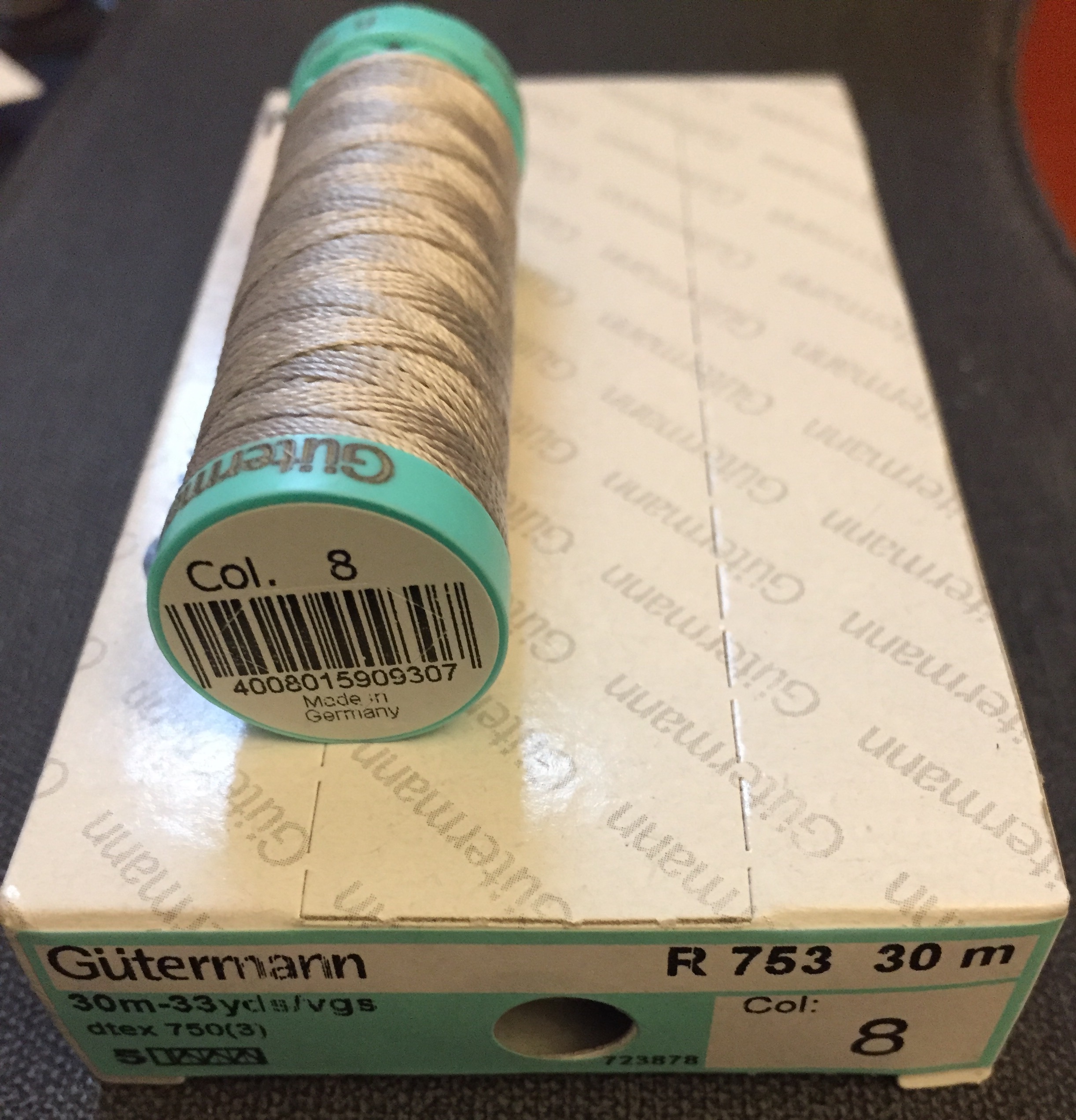 Reel Silk Buttonhole Twist 30m - 8 BEIGE