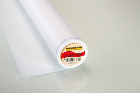 H250/305 White Firm weight Non woven by the metre - Click Image to Close