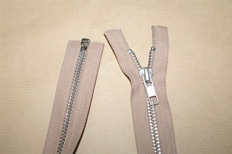 71cms/28" Open-Ended Metal Zip