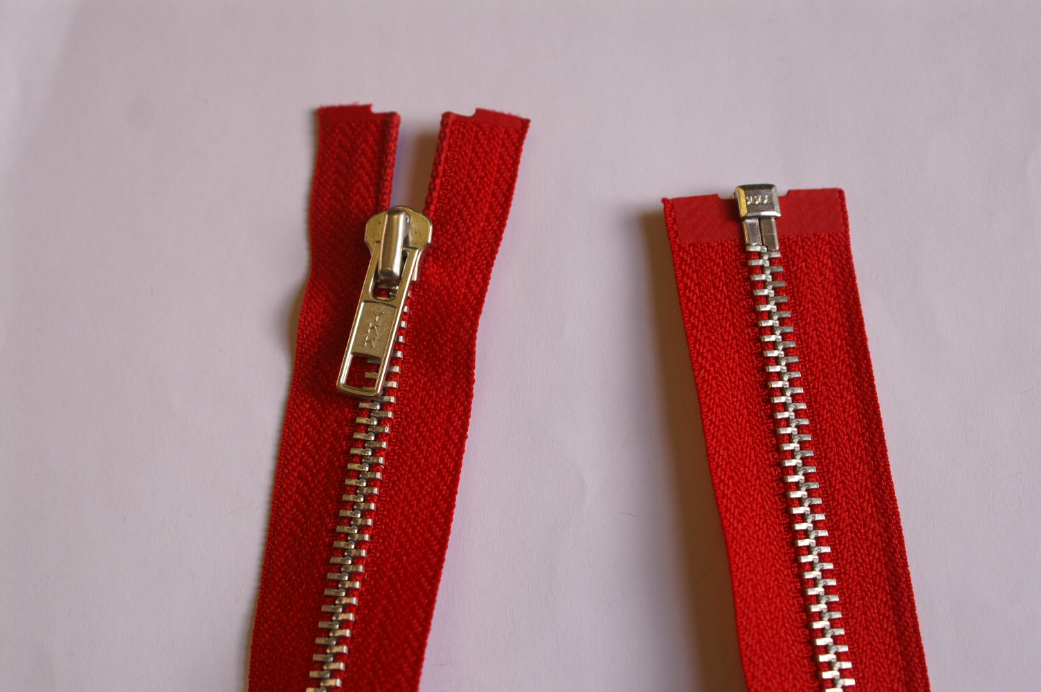 25cms/10" Open-Ended Metal YKK Zip