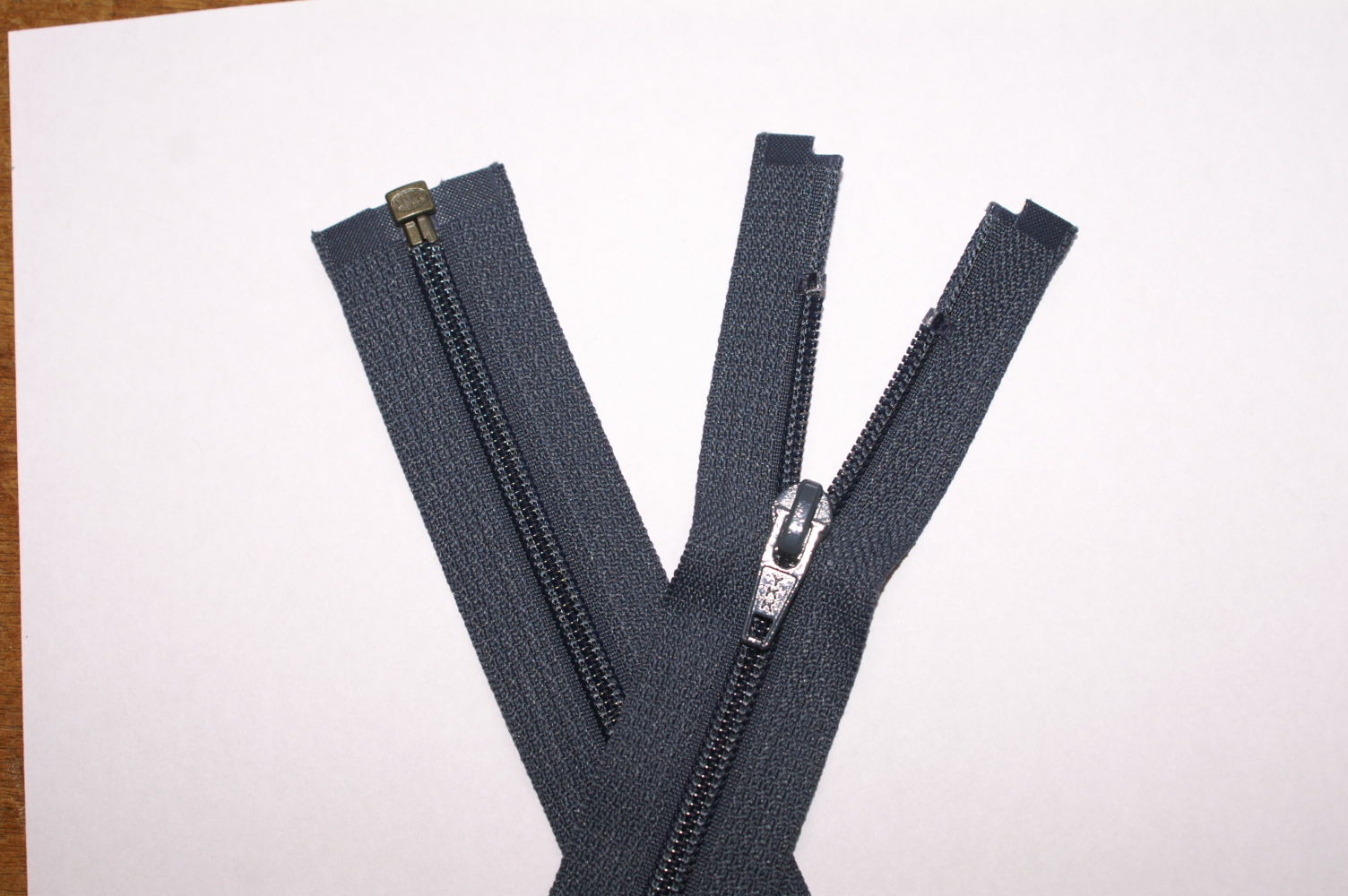 41cms/16" Open-Ended (45) Coil YKK Zip