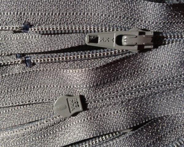 YKK Trs/Skirt/Dress Nylon Zips
